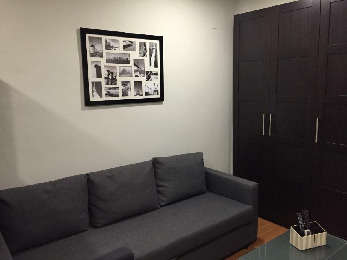 Casas De Sevilla - Estudio Peral 55 — Photos 2